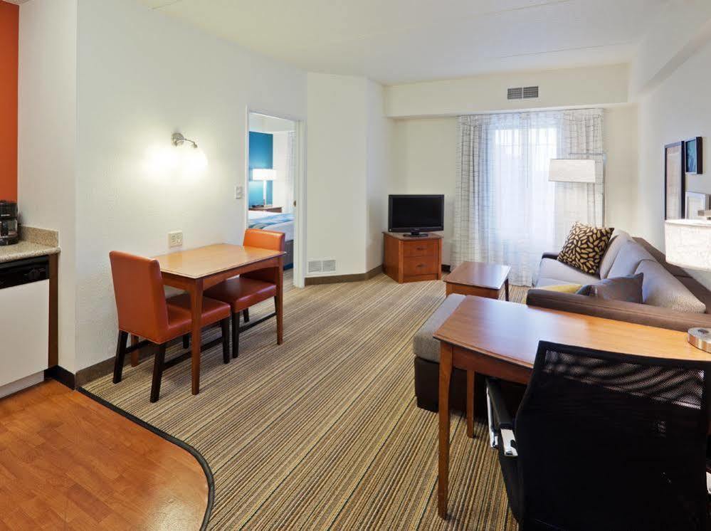 Residence Inn By Marriott Chicago Ок-Брук Экстерьер фото